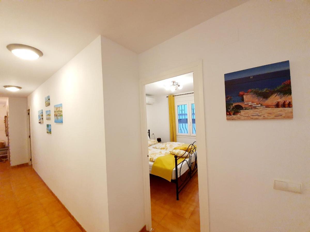 New Holiday House "Casa Mialina" With Private Pool, 300M To Beach 坎布里尔斯 外观 照片